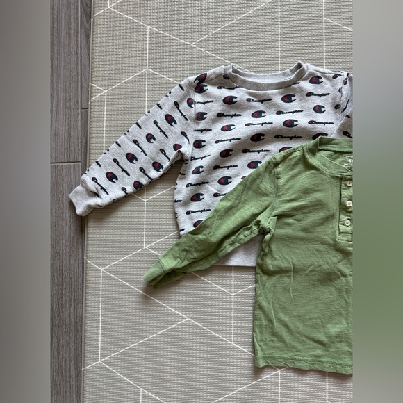 Champion & mixed brand|Baby boy/toddler bundle of long sleeves & sweater•••4-5T - Picture 3 of 10